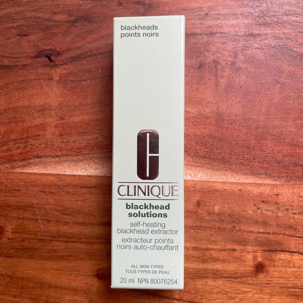 Clinique Self-Heating Blackhead Extractor